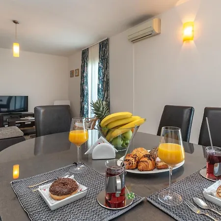 Bellezza Апартаменты *